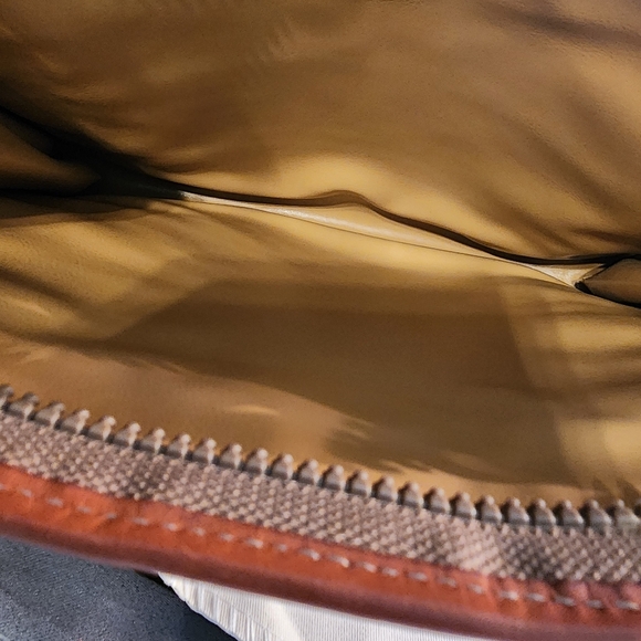 Celine Rare Vintage clutch/pouch Tan/Caramel EUC - Picture 6 of 13